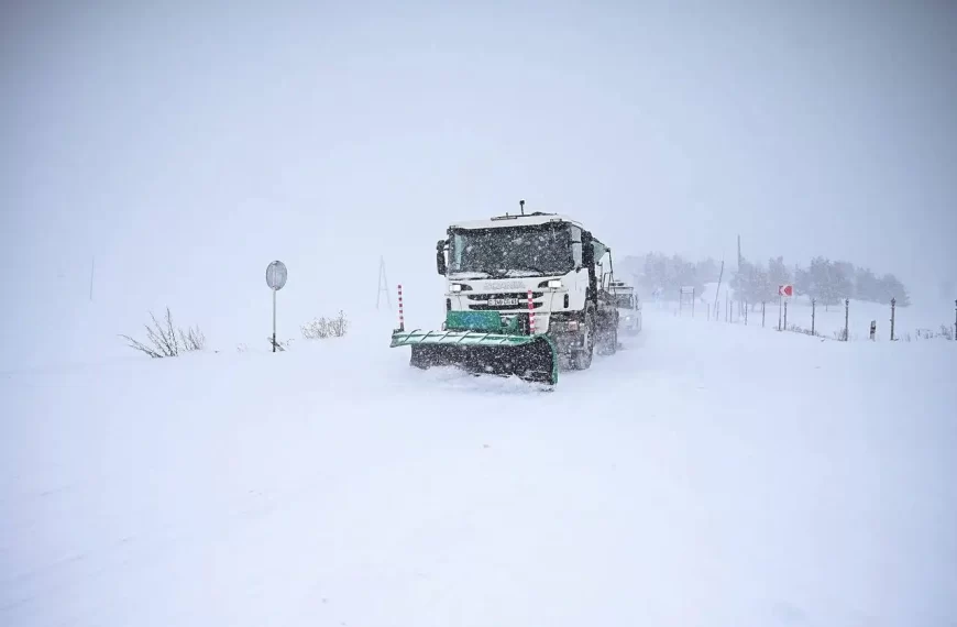 Նորավանից մինչեւ Մեղրի ճանապարհները փակ…